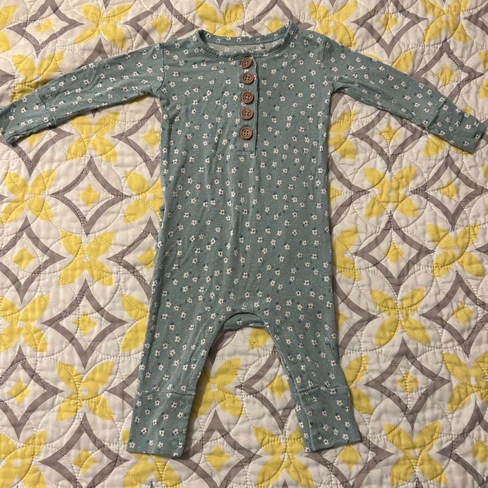 POSH PEANUT - ruffle Romper, 3-6mo, “Margarite”